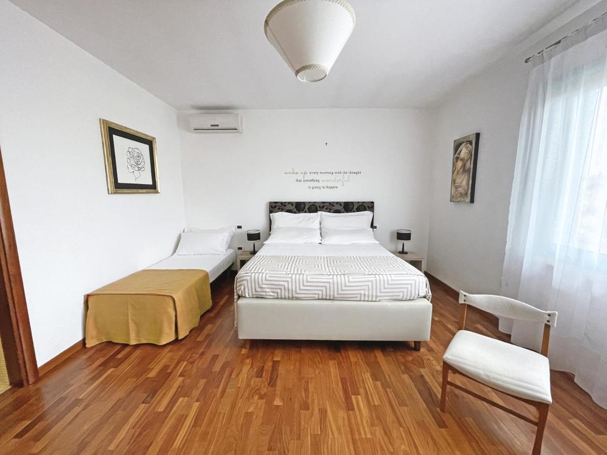 Usciglio Rooms Sanarica Екстер'єр фото